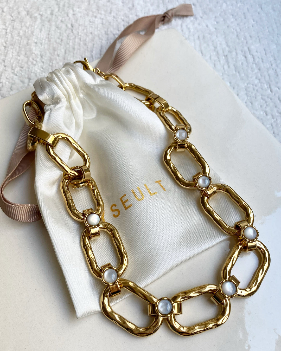 Collier Horta
