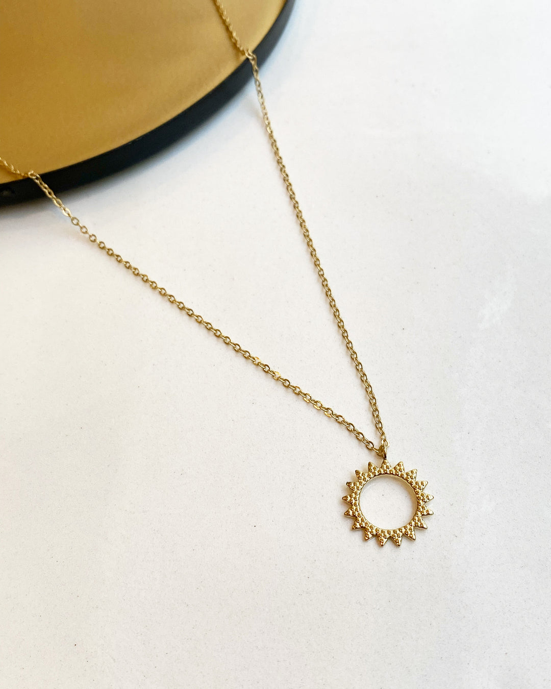 Solya necklace