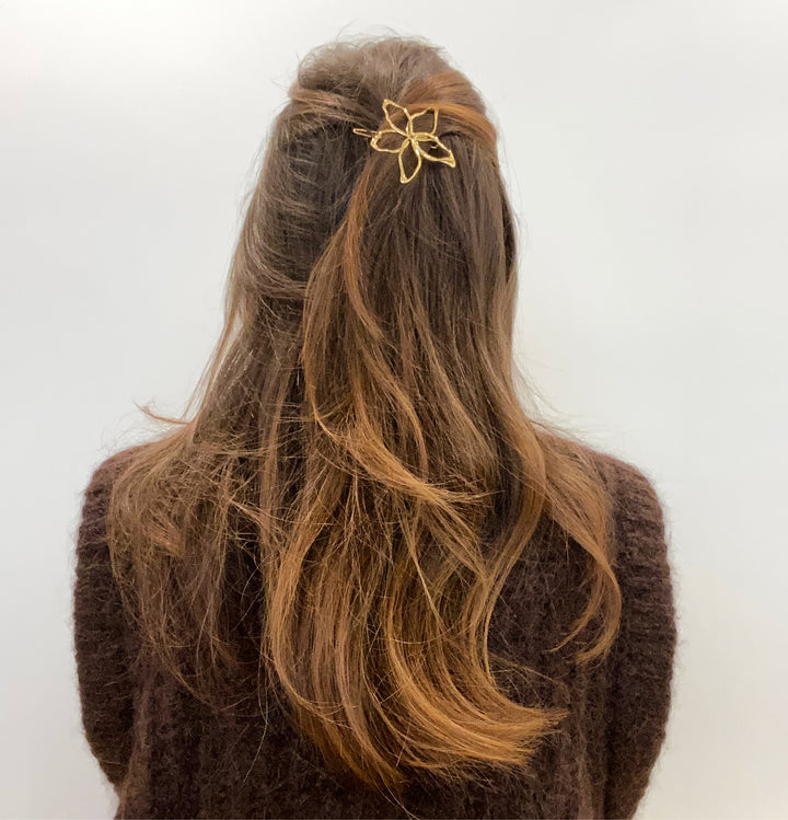 Jasmine hair slide