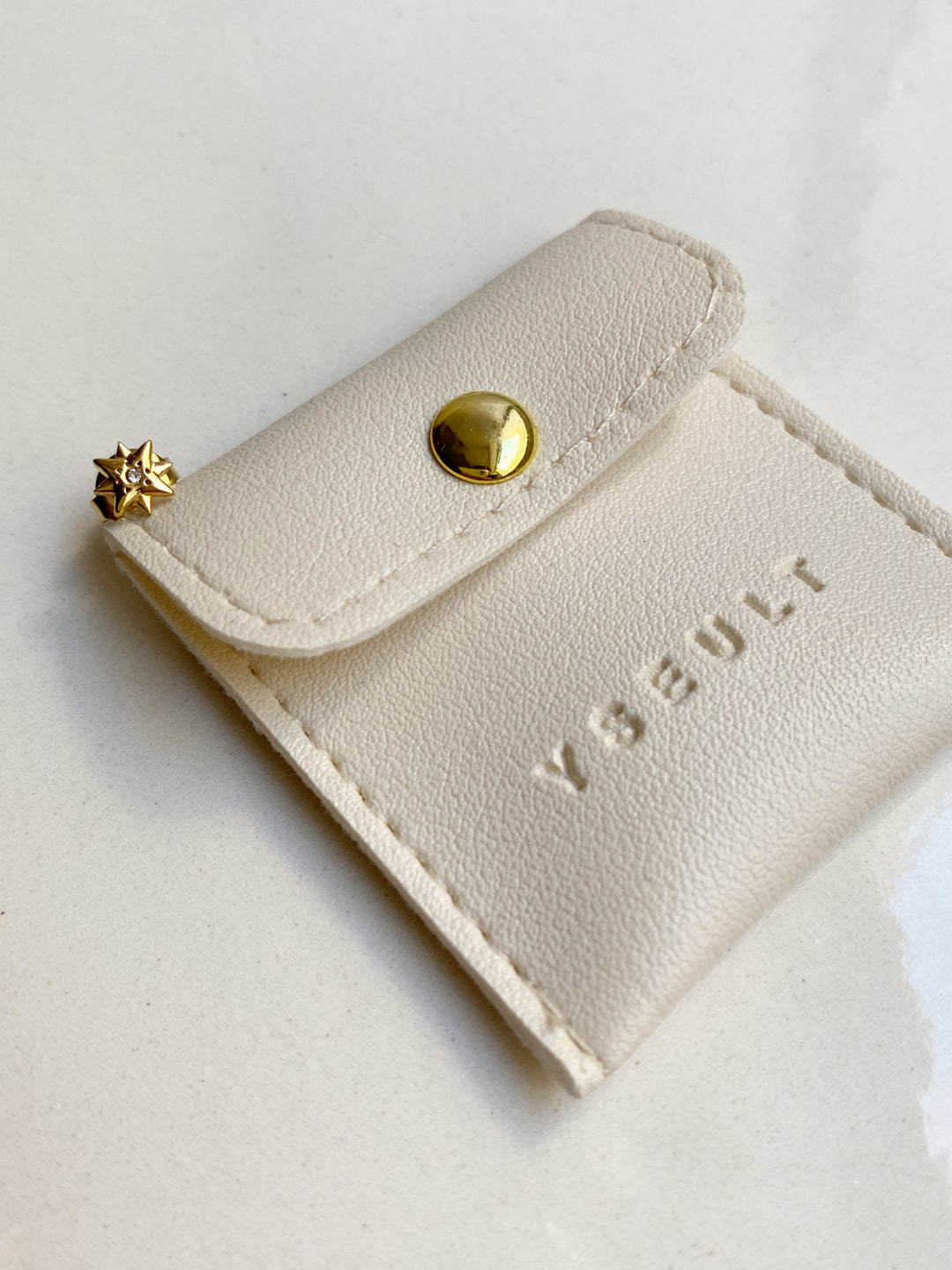 Boucle d'oreille à l'unité Emma