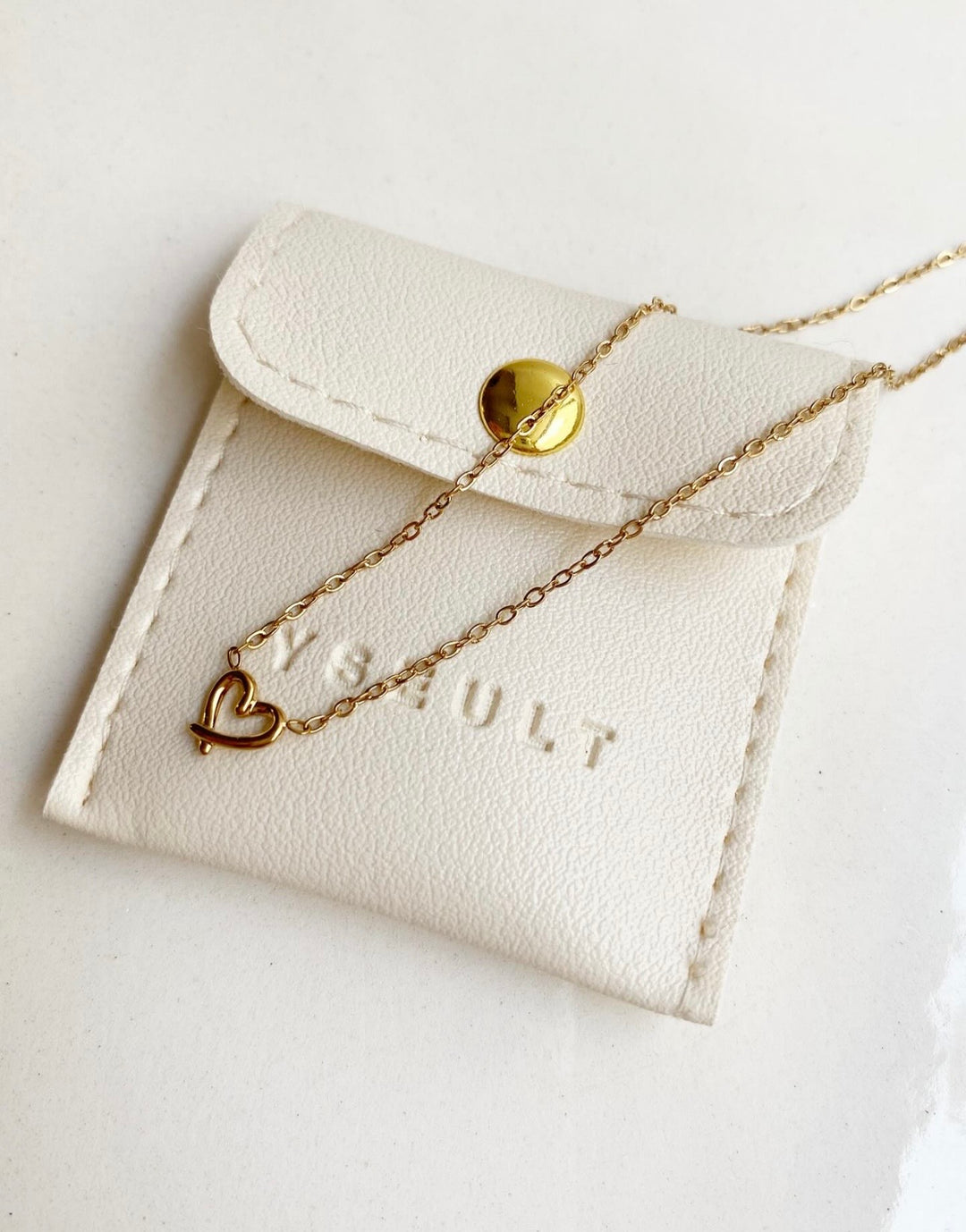 Collier Gary