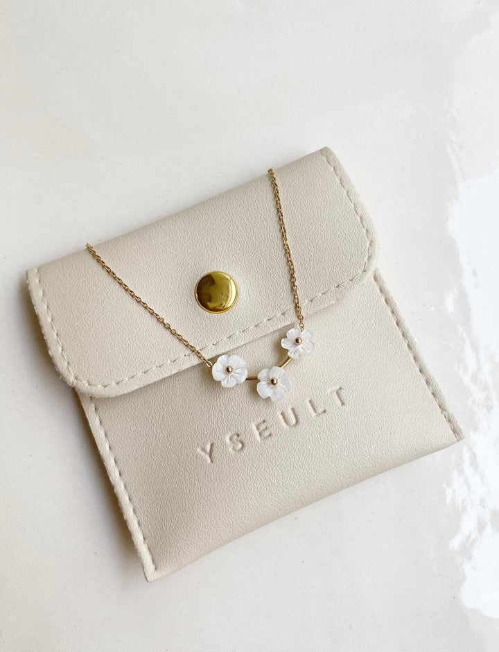 Collier Coline