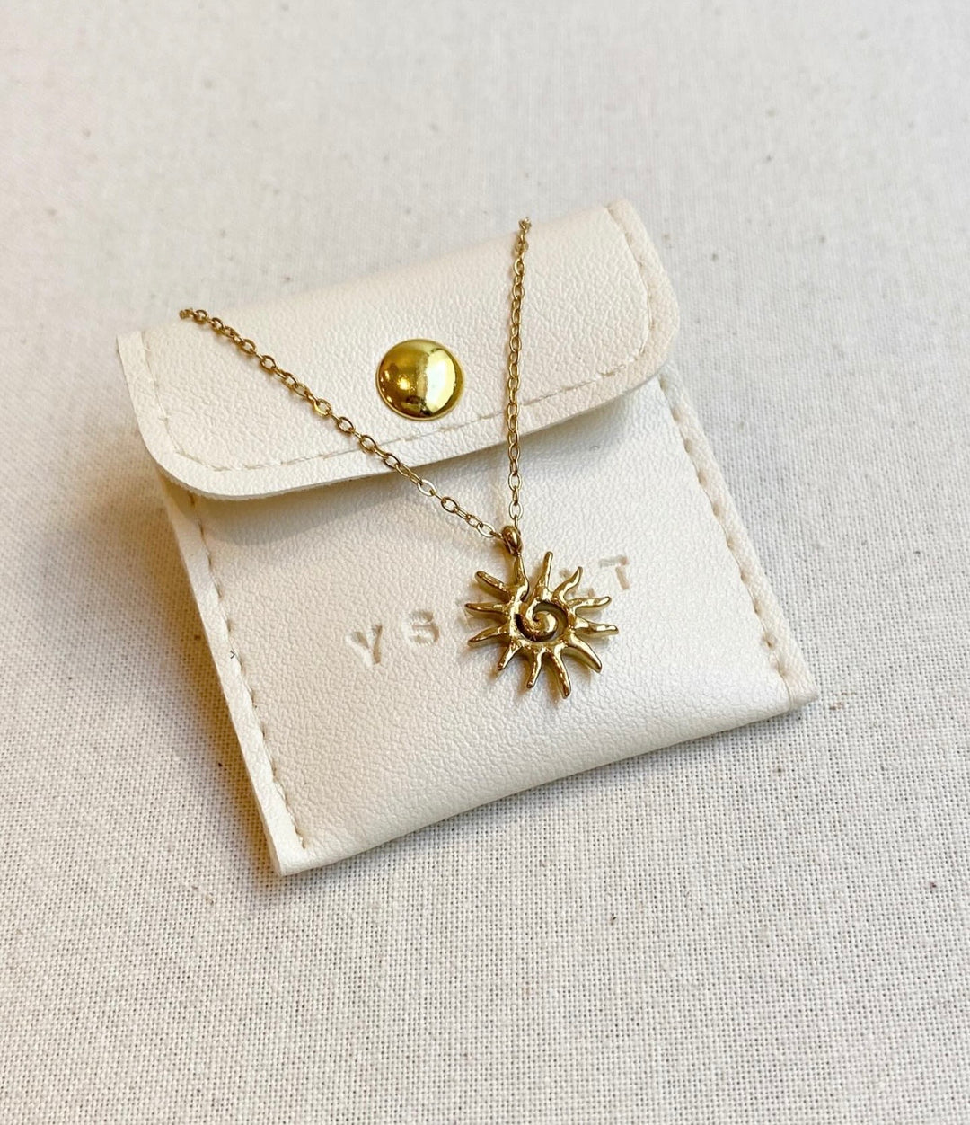 Collier Olivia